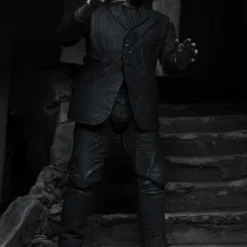 NECA - Universal Monsters - Ultimate Frankenstein's Monster (B&W) 7" Action Figure 22 NECA - Universal Monsters - Ultimate Frankenstein's Monster (B&W) 7
