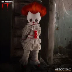 Mezco Toyz LDD Presents: It 2017 Pennywise Doll (Pre-Order Ships Nov 2022) Mego