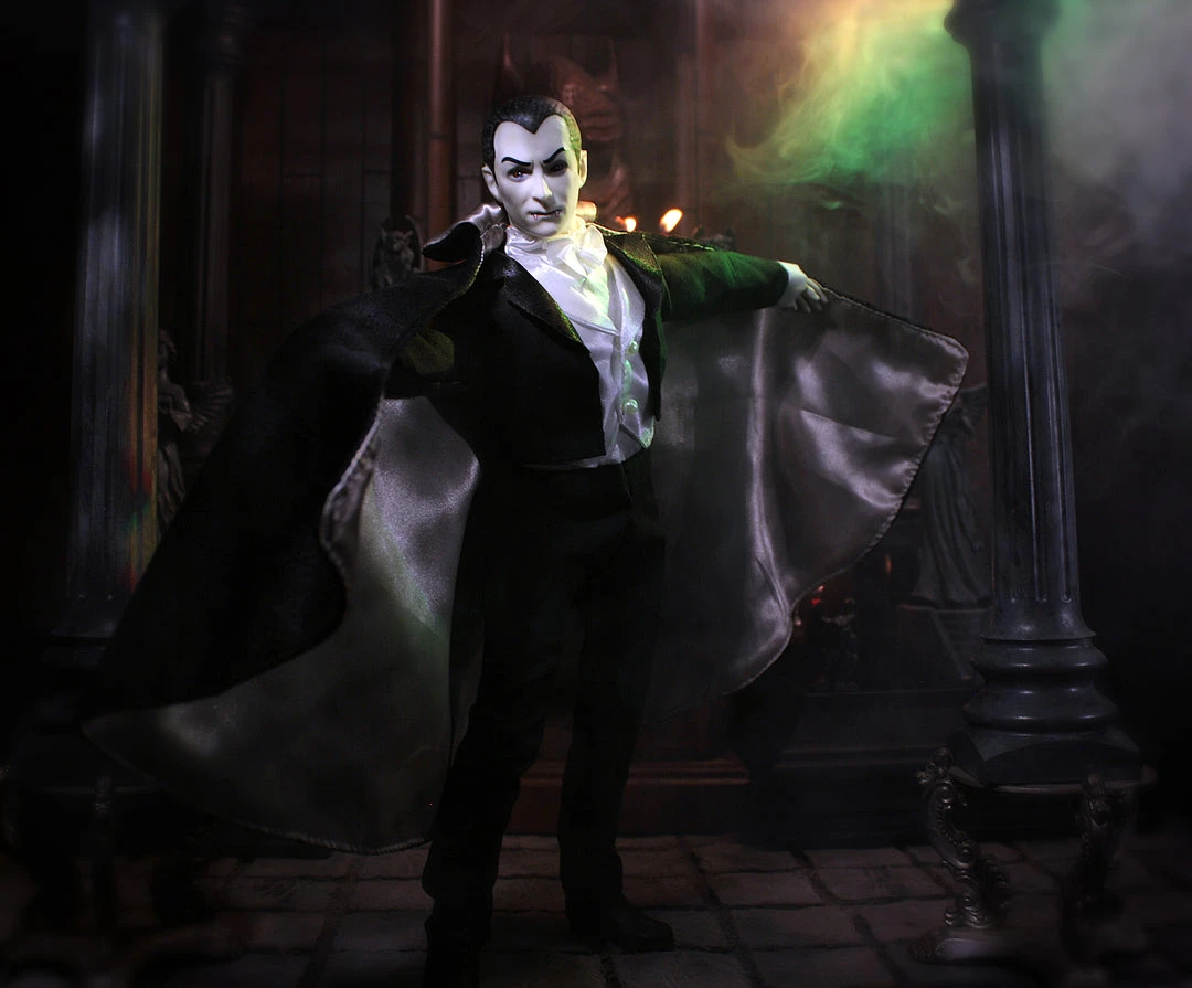 Mego Horror Dracula 14" Action Figure All Mego 6 Mego Horror Dracula 14" Action Figure All Mego