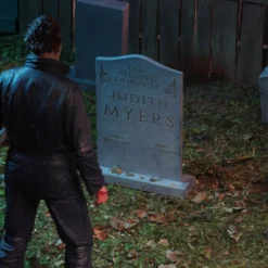 NECA - HALLOWEEN (2018) - Ultimate Michael Myers 7