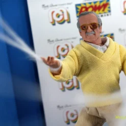 Mego Legends Wave 12 - Stan Lee Web Hands 8" Action Figure All Mego 14 Mego Legends Wave 12 - Stan Lee Web Hands 8