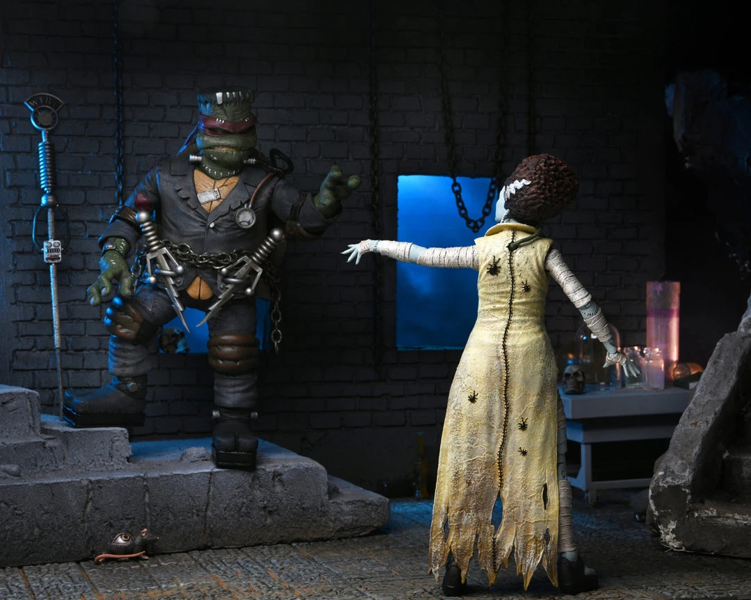 Mego NECA - Universal Monsters X TMNT - Ultimate April As The Bride 7" Action Figure (Pre-Order Ships October) 19 Mego NECA - Universal Monsters X TMNT - Ultimate April As The Bride 7" Action Figure (Pre-Order Ships October)