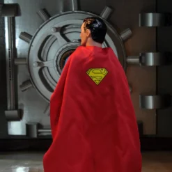 Mego DC Wave 9 - Superman 8