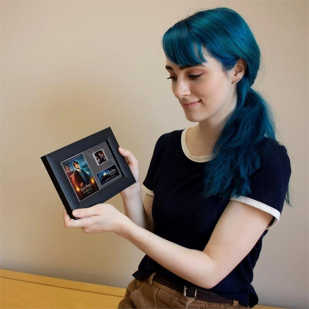 Film Cells LTD. Harry Potter And The Sorcerer's Stone 20th Anniversary Mini Cell Film Cell Presentation 6 Film Cells LTD. Harry Potter And The Sorcerer's Stone 20th Anniversary Mini Cell Film Cell Presentation