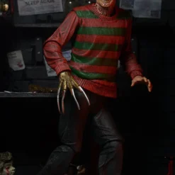 NECA - Nightmare On Elm Street - Ultimate Freddy 7