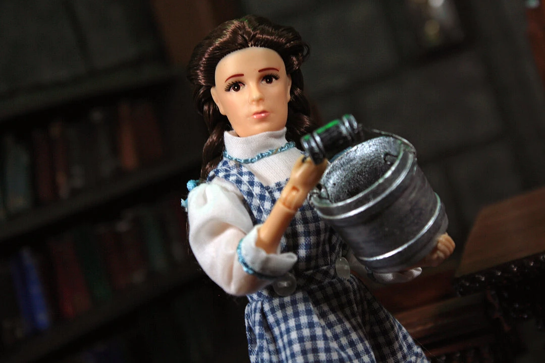 Mego Movies The Wizard Of Oz - Dorothy 8" Action Figure 18 Mego Movies The Wizard Of Oz - Dorothy 8" Action Figure