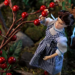 Mego Movies The Wizard Of Oz - Dorothy 8" Action Figure 44 Mego Movies The Wizard Of Oz - Dorothy 8