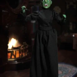 Damaged Package Mego Horror Wave 13 - Hammer Reptile 8