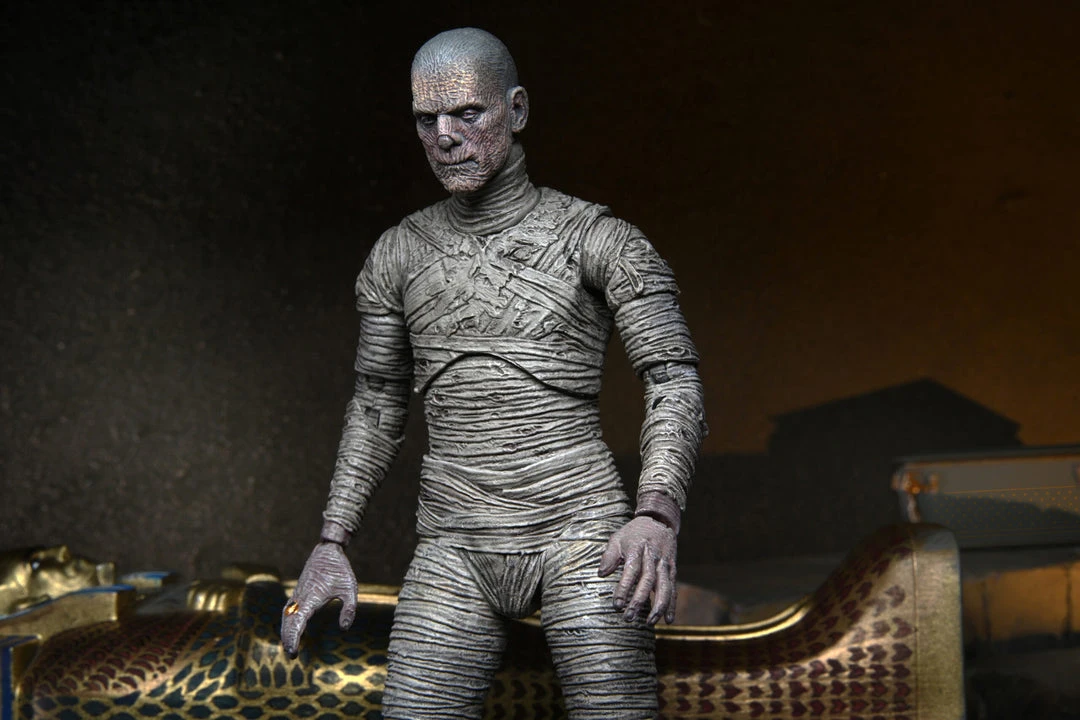 NECA - Universal Monsters - Ultimate Mummy 7" Action Figure 16 NECA - Universal Monsters - Ultimate Mummy 7" Action Figure