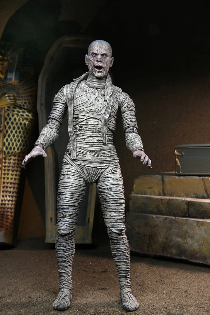NECA - Universal Monsters - Ultimate Mummy 7" Action Figure 3 NECA - Universal Monsters - Ultimate Mummy 7" Action Figure