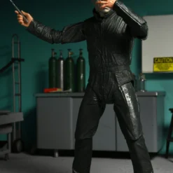 NECA - Halloween 2 - Ultimate Michael Myers & Dr. Loomis (2-Pack) 7