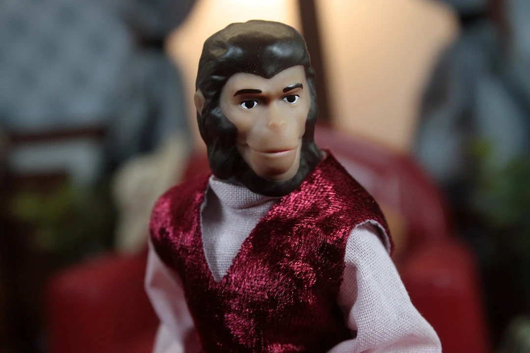 Mego Planet Of The Apes Wave 15 - Zira (Variant) 8" Action Figure 14 Mego Planet Of The Apes Wave 15 - Zira (Variant) 8" Action Figure