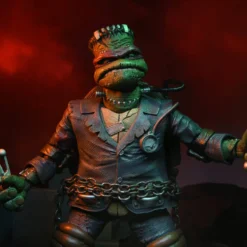 NECA - Universal Monsters X TMNT - Ultimate Raphael Frankenstein 7