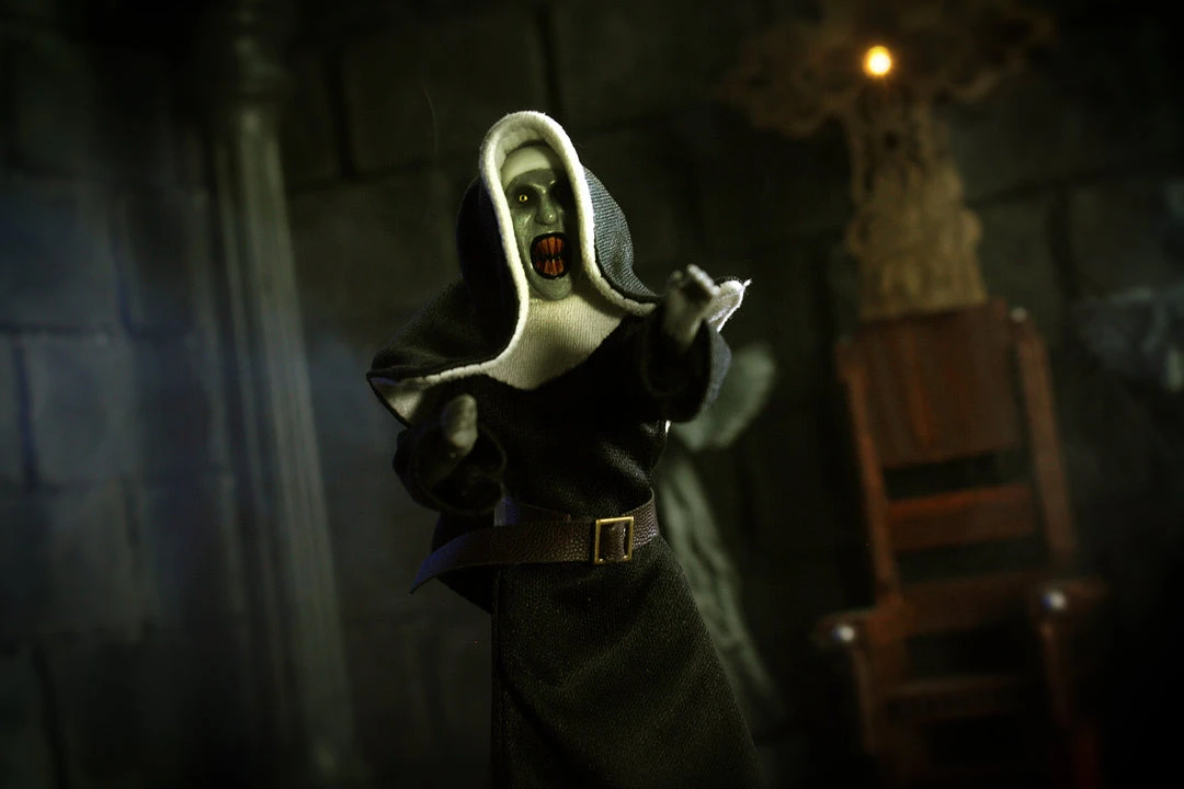 Damaged Package Mego Horror Wave 14 - The Nun 8" Action Figure 12 Damaged Package Mego Horror Wave 14 - The Nun 8" Action Figure