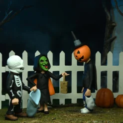 NECA - Toony Terrors Trick Or Treaters 3 Pack (Halloween 3) 6" Action Figures (Pre-Order Ships August) 17 NECA - Toony Terrors Trick Or Treaters 3 Pack (Halloween 3) 6