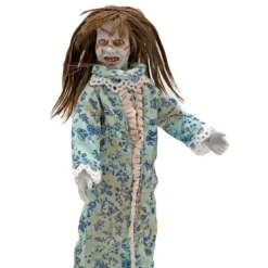Mego Horror Wave 8 - The Exorcist - Regan 8